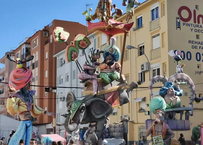 Station By Edeal Homes デニア