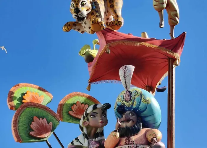 Station By Edeal Homes アパート デニア